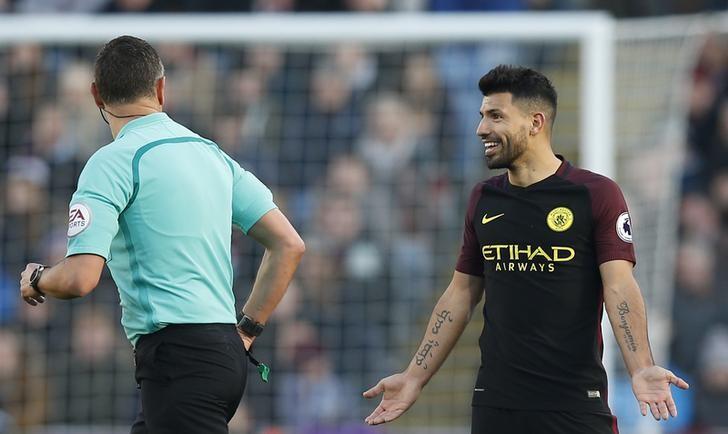 Aguero double leads Man City to win at Burnley